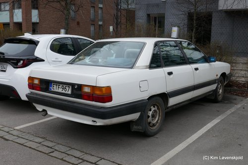 Audi 100