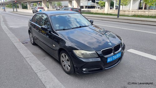2010' BMW 318i