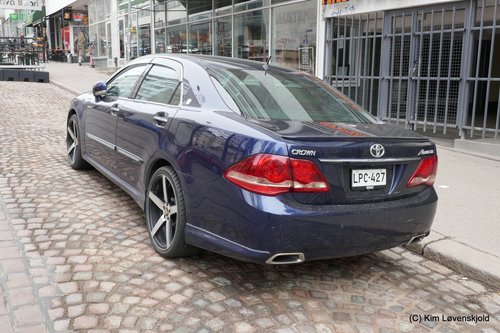 Toyota Crown Athlete