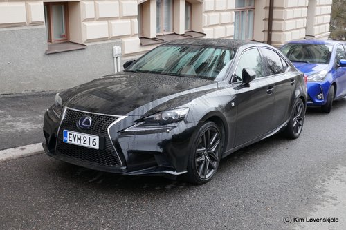 Lexus IS300h