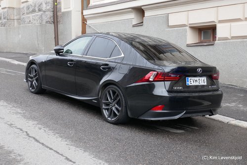 Lexus IS300h