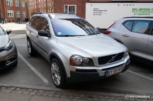 2003' Volvo XC90 2,5T Aut.