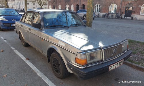 1992' Volvo 240 GL