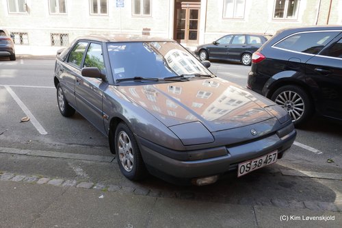 1992' Mazda 323F
