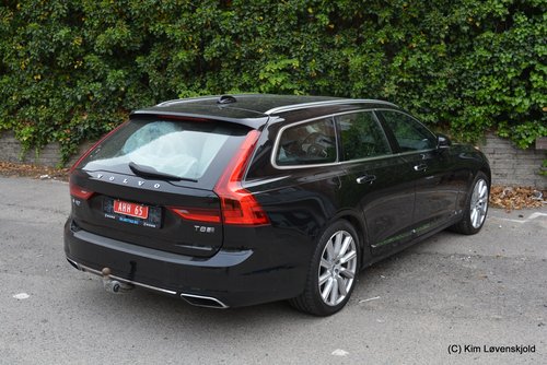 Volvo V90 T8