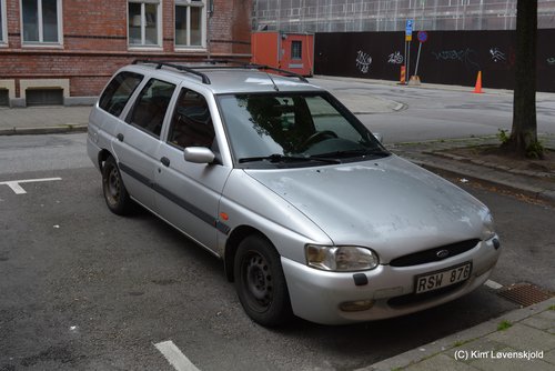 2000' Ford Escort