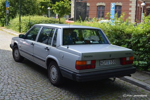 1988' Volvo 740 GL