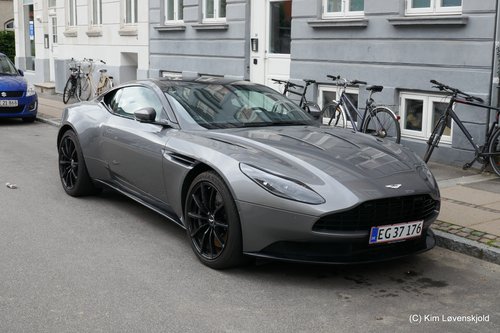 2019' Aston Martin DB11 AMR 5,2 twin-turbo v12
