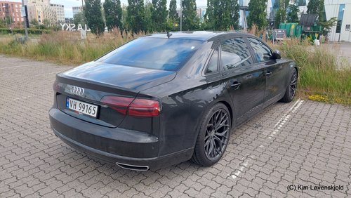 2016' Audi A8L