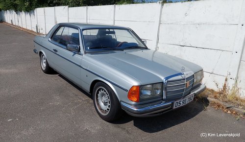 1980' Mercedes 230 CE