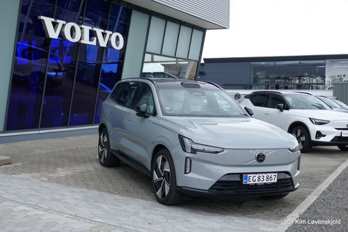 2025' Volvo EX90