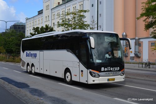 2014' Setra S517HD
