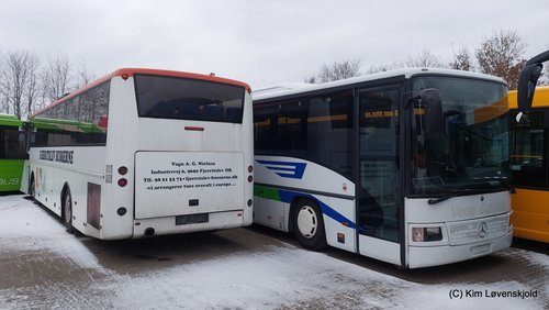 2005' Scania K114IB Vest Contrast & 2004' Mercedes Integro