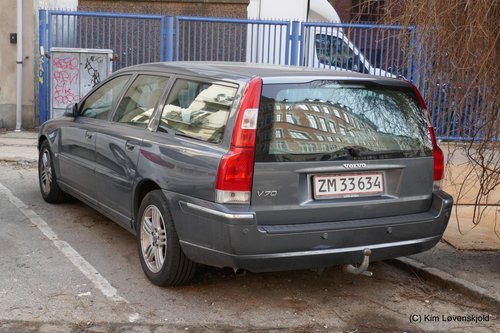 2005' Volvo V70 T5