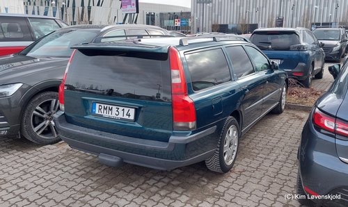 2000' Volvo V70 T5