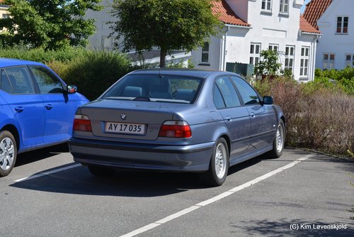 2000' BMW 528i