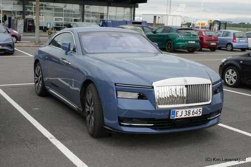 2025' Rolls-Royce Spectre