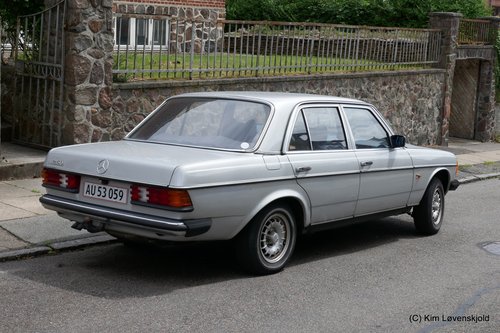 1977' Mercedes 250