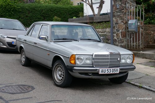 1977' Mercedes 250