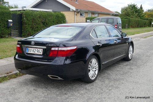 2009' Lexus LS600h L