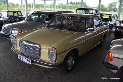 1975' Mercedes W115 Diesel