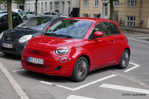 2023' FIAT 500e
