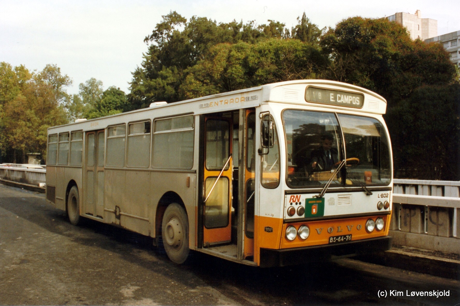 Volvo B10R-55 Camo
