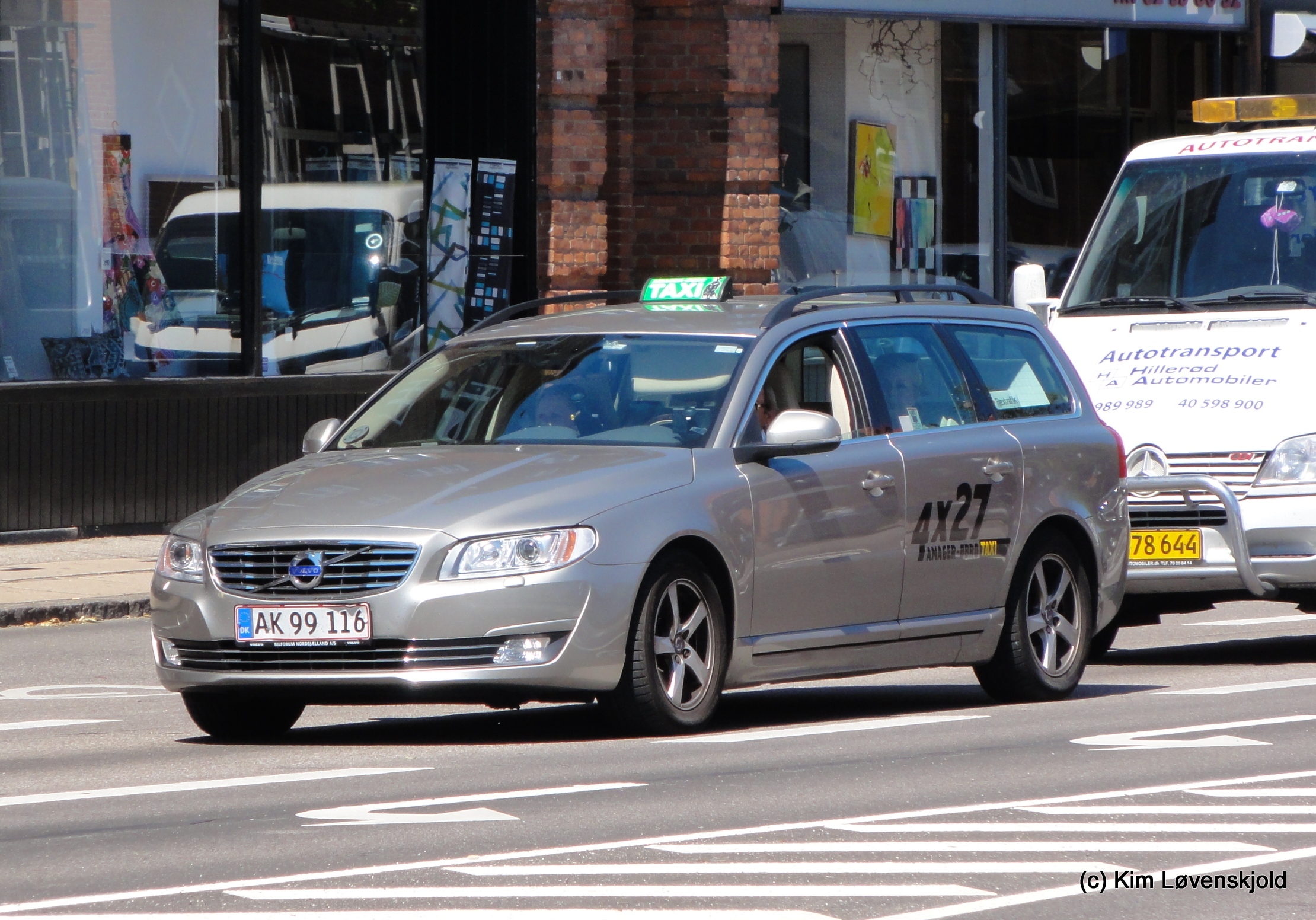 2014' (MY15) Volvo V70 D4