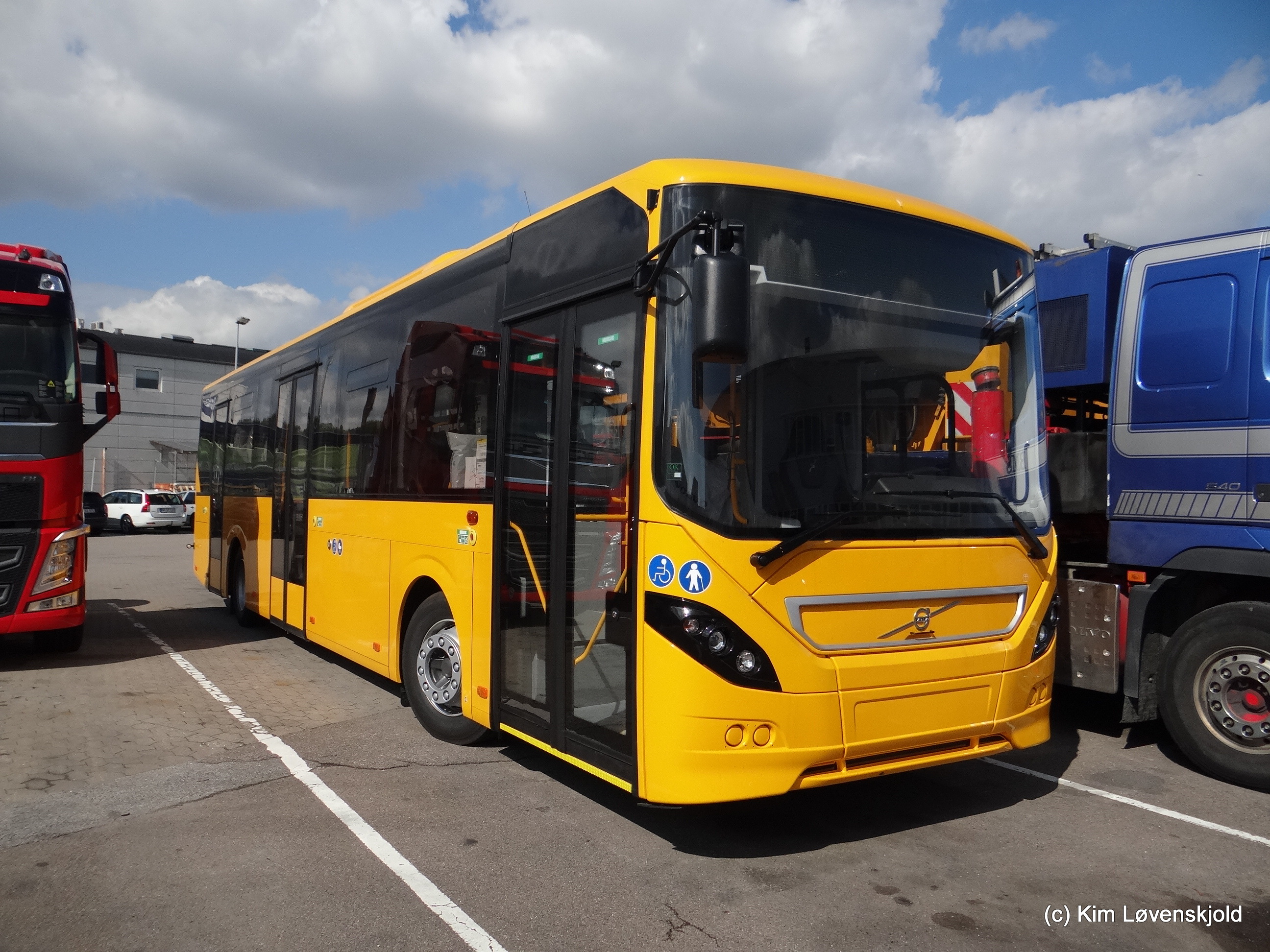 2014' Volvo 8900LE (B8RLE)