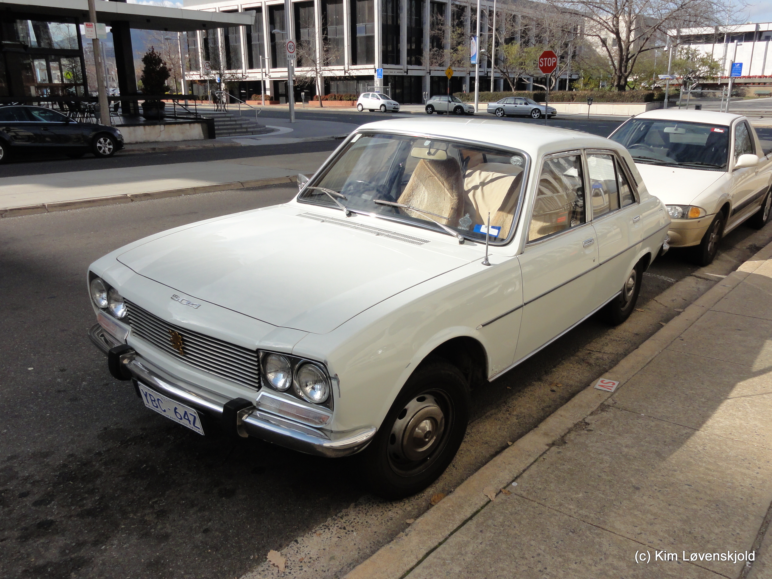 1975' Peugeot 504