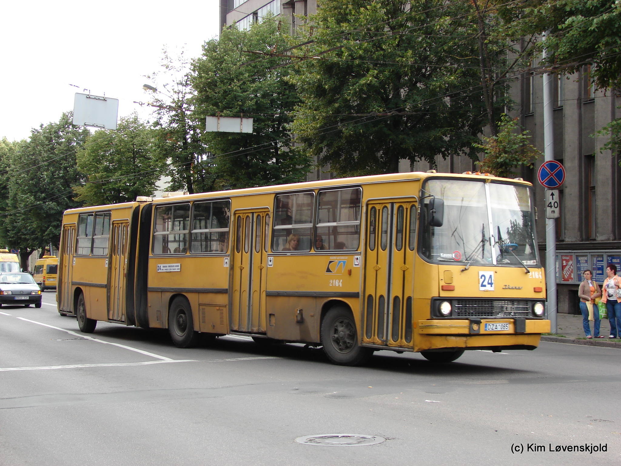 1988' Ikarus 280