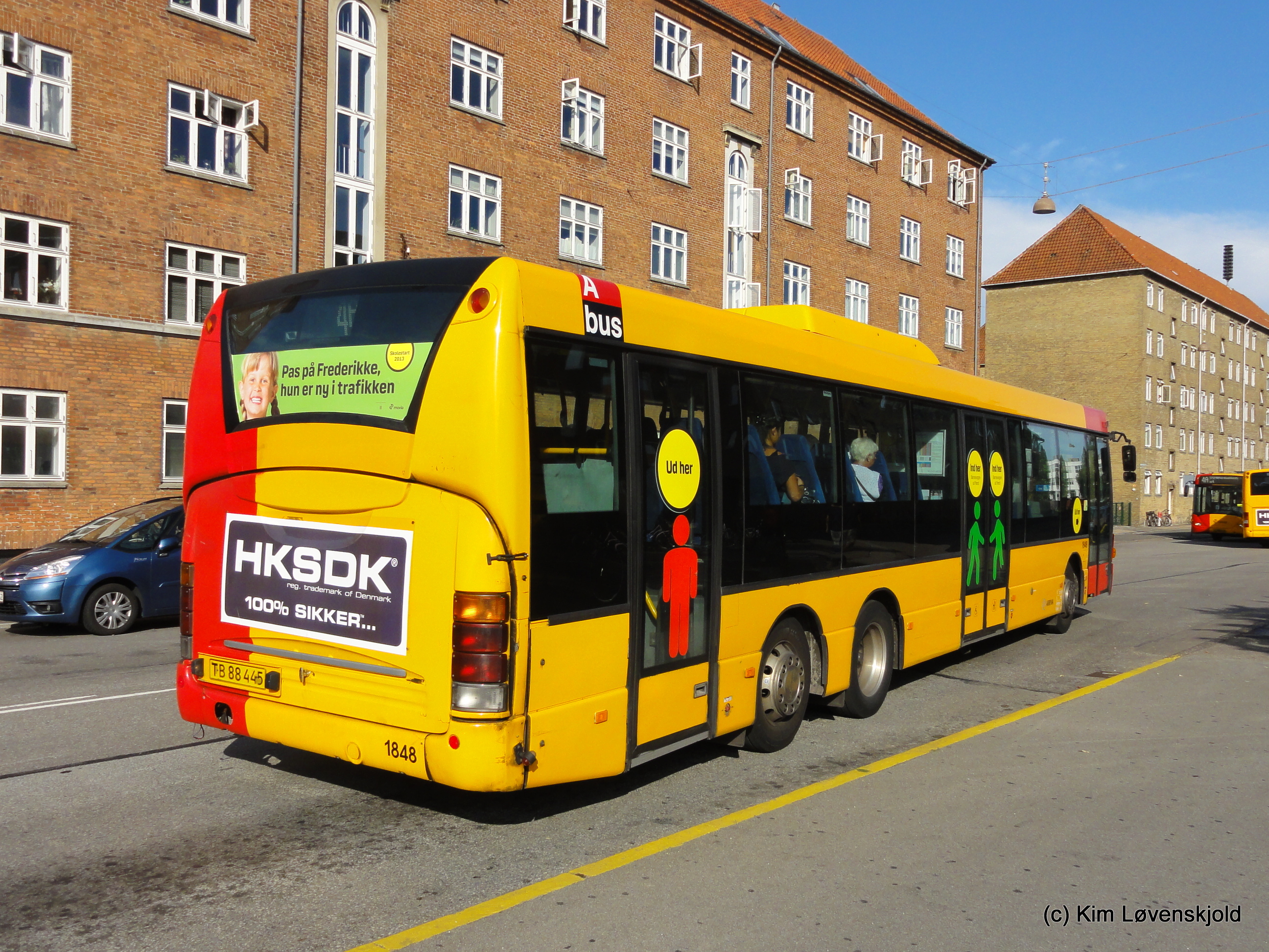 2003' Scania CL94UB Omnilink