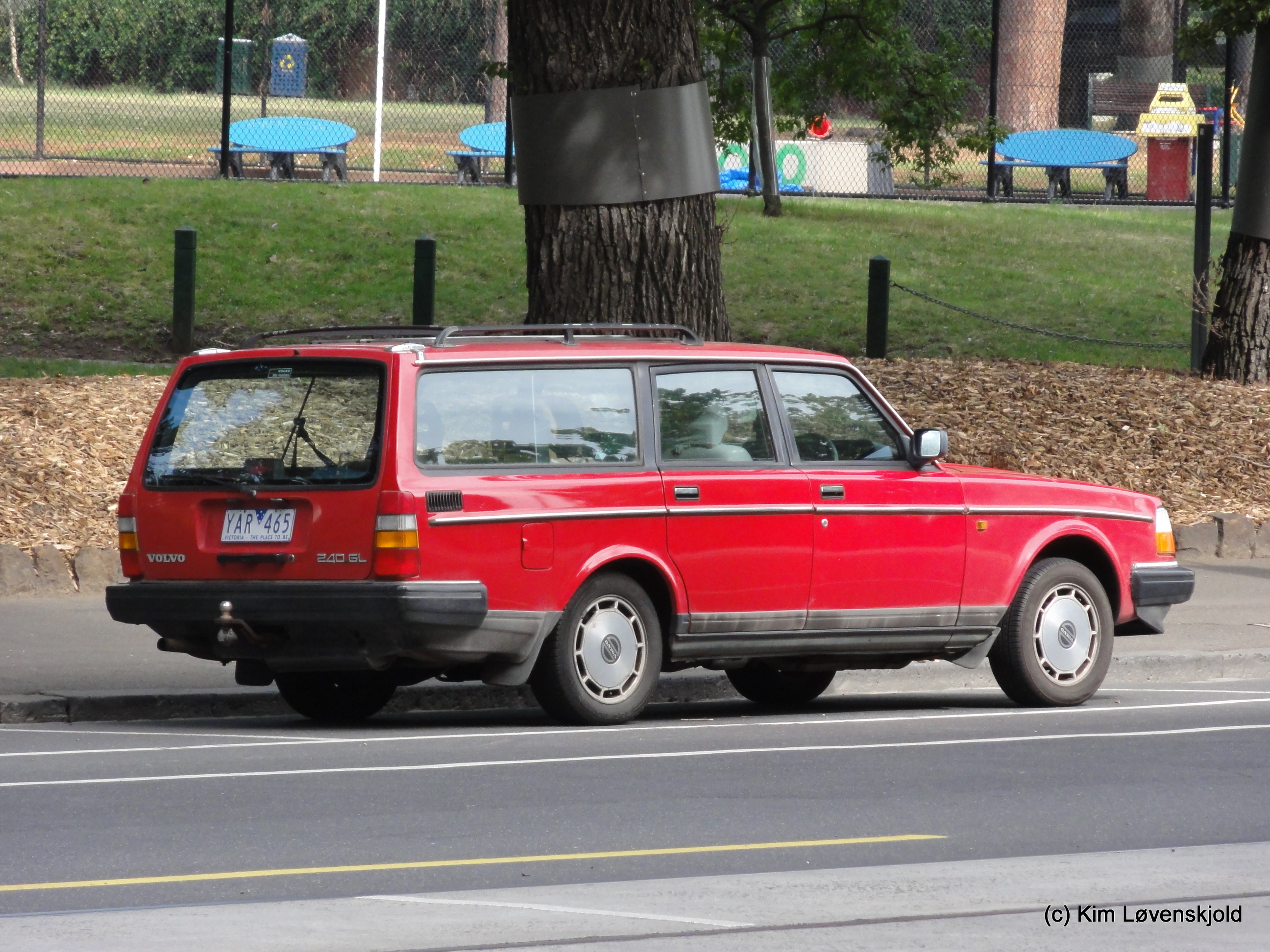 Volvo 240GL