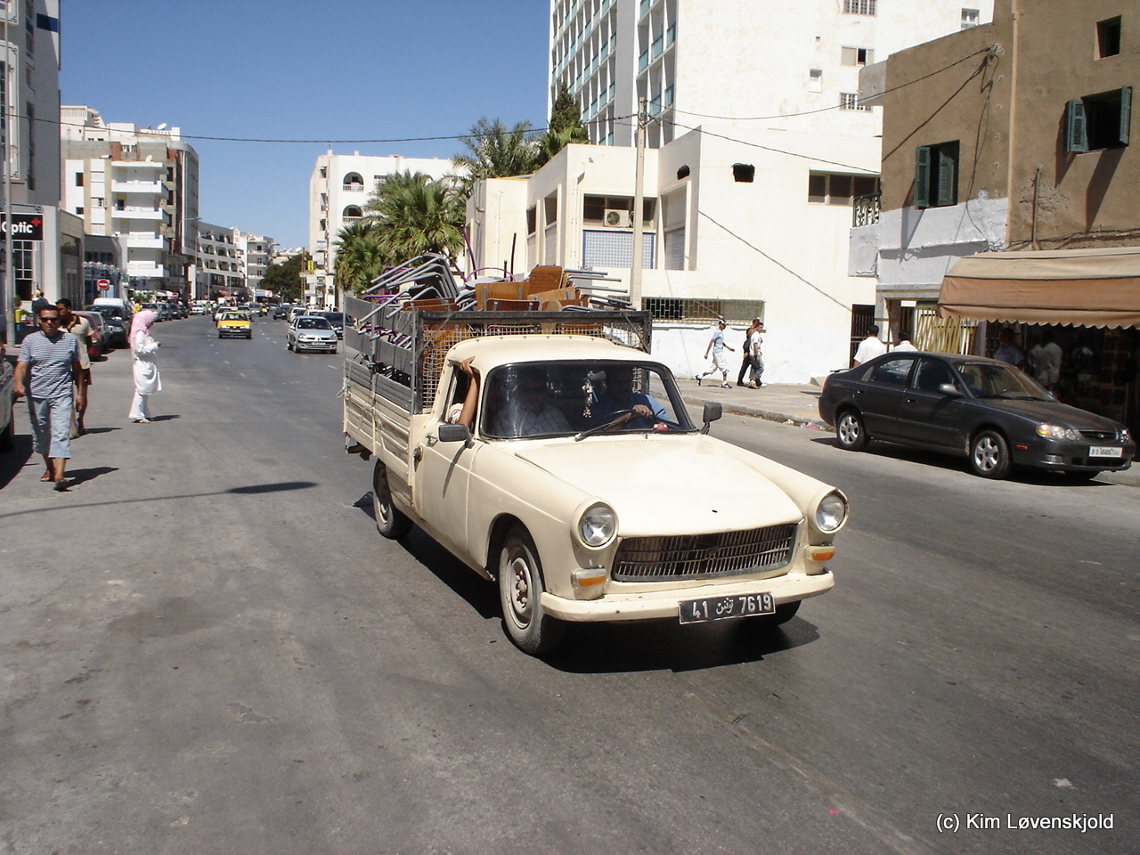 Peugeot 404