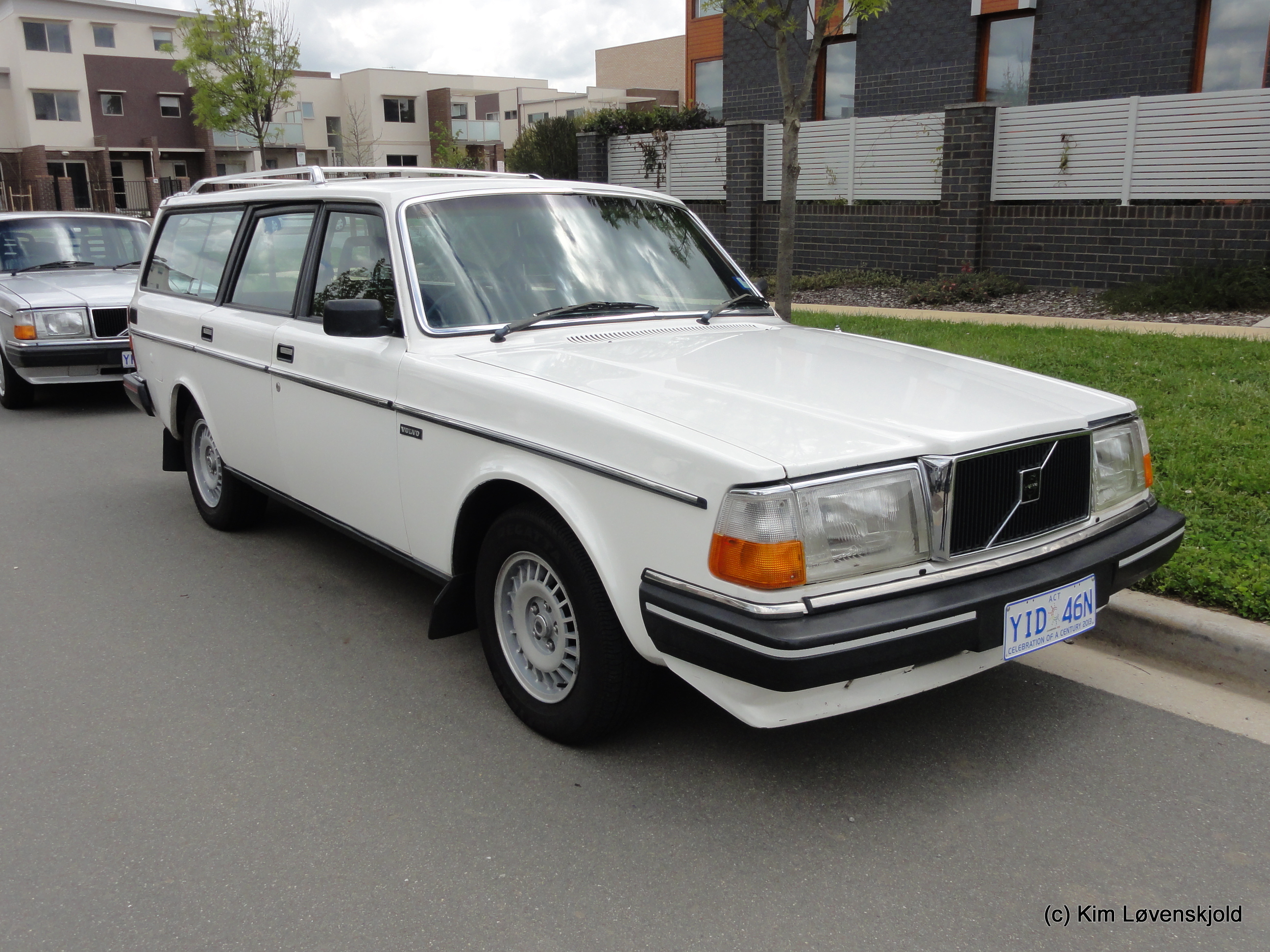 1985' Volvo 240GL