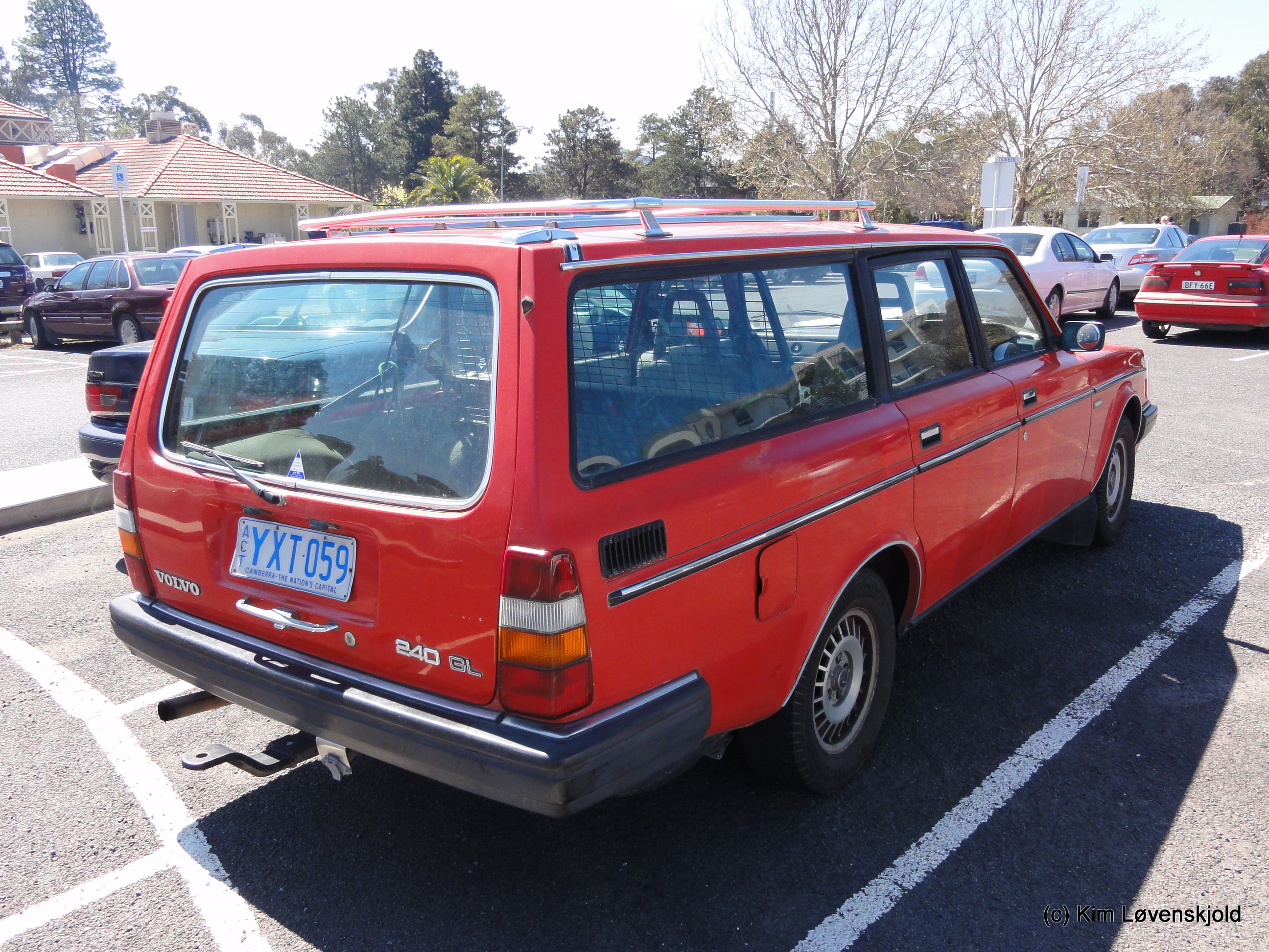 1984' Volvo 240GL