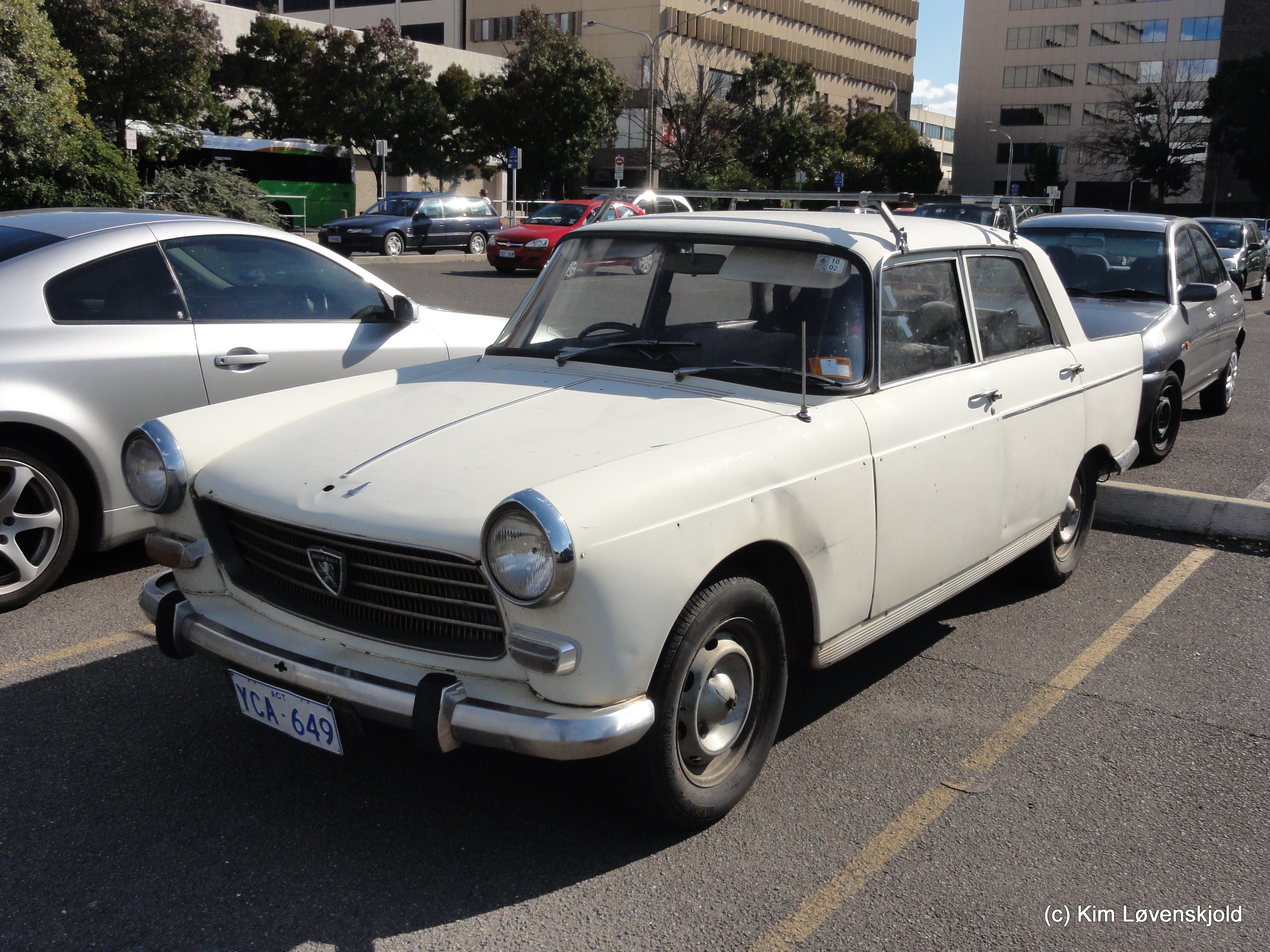Peugeot 404