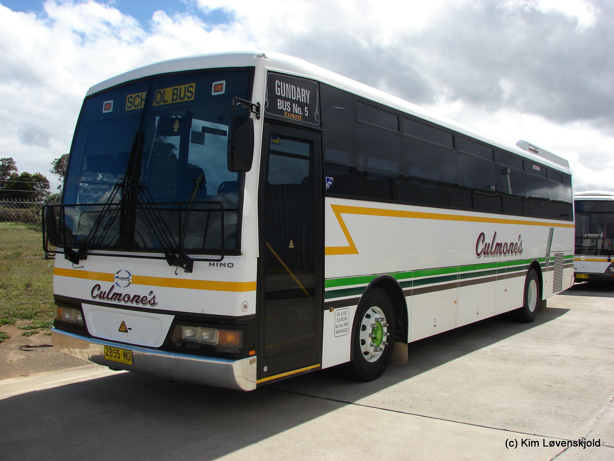 2000' Hino RK250 Express