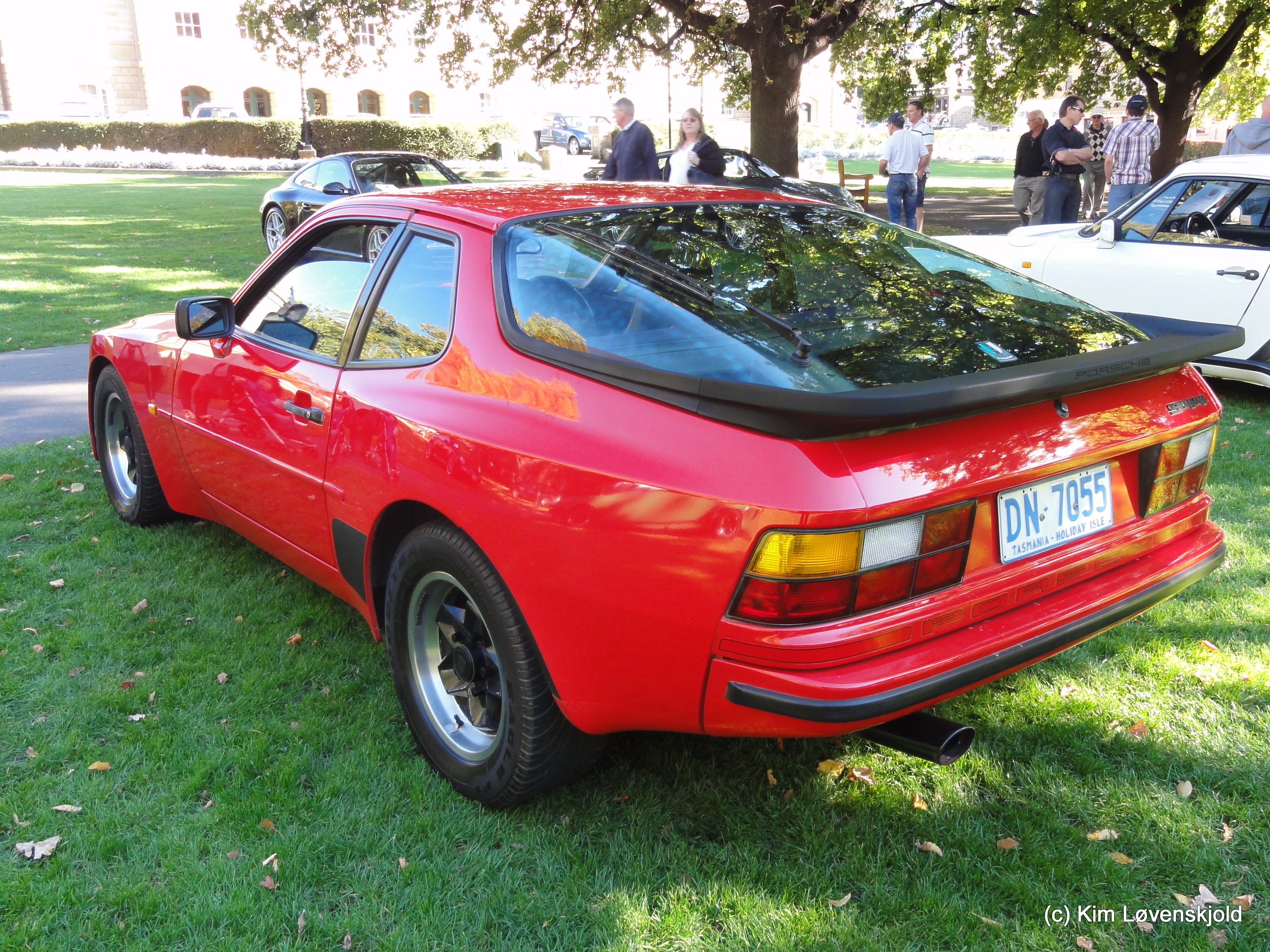 Porsche 944