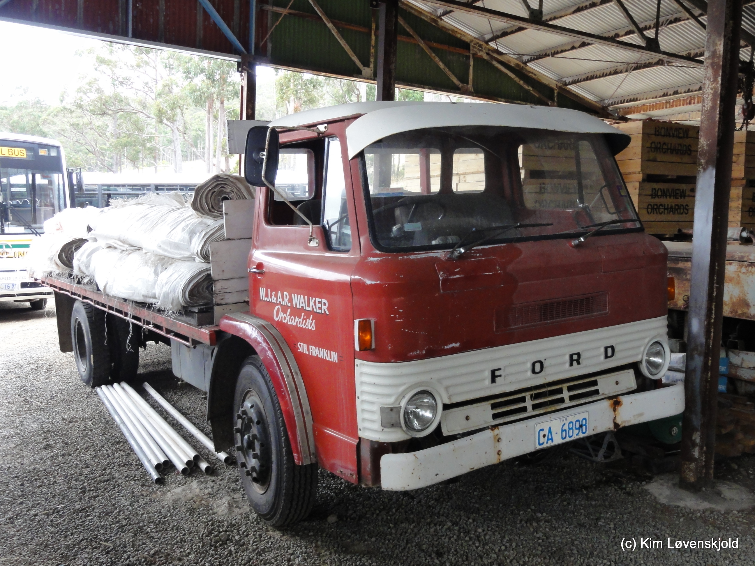 1968' Ford D750