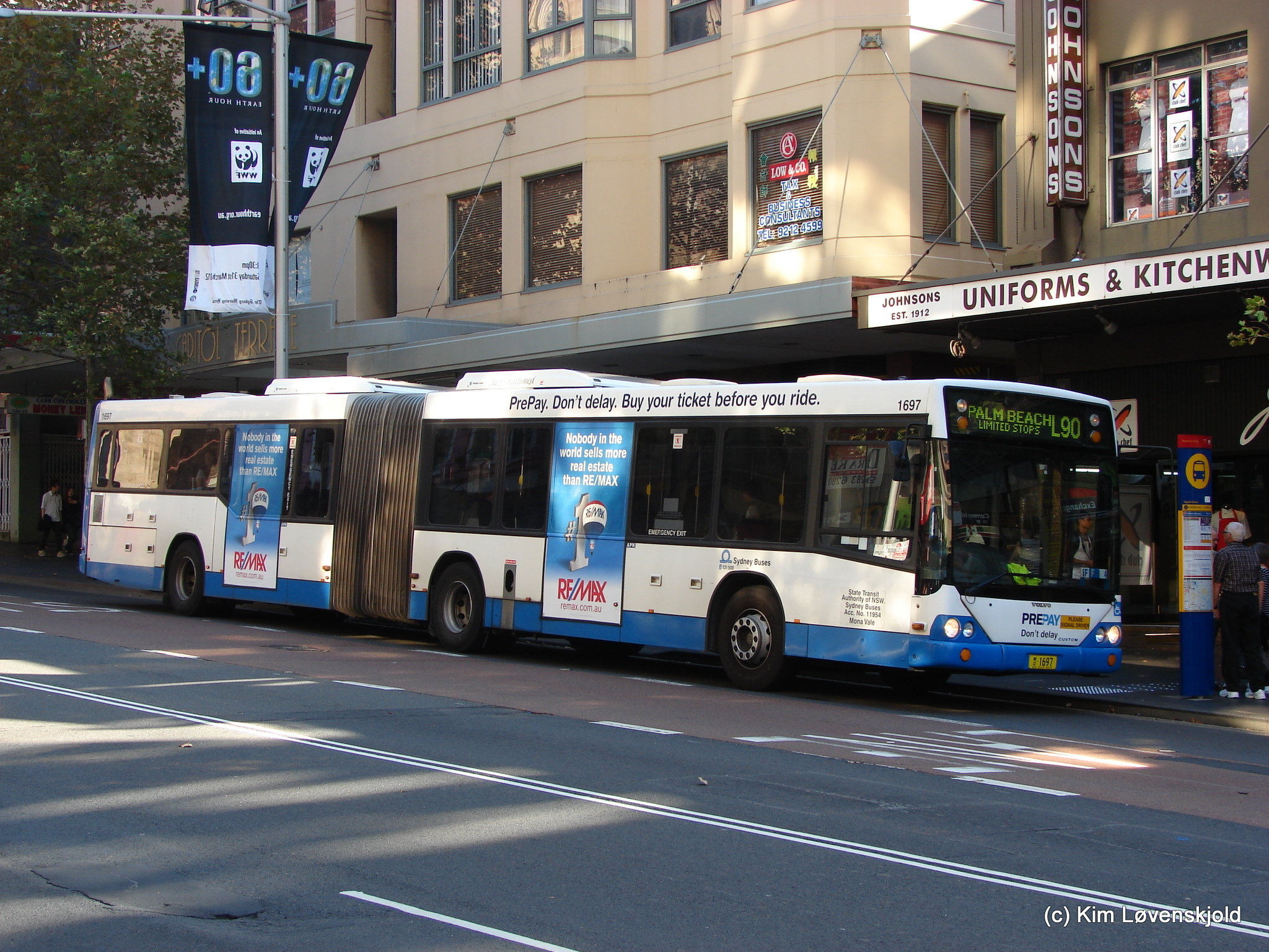 2006' Volvo B12BLEA Custom Coaches CB60