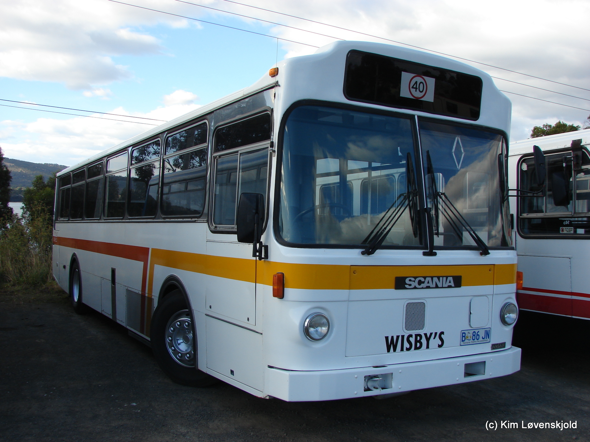 1989' Scania N113CRB Ansair (TAS) VOV1