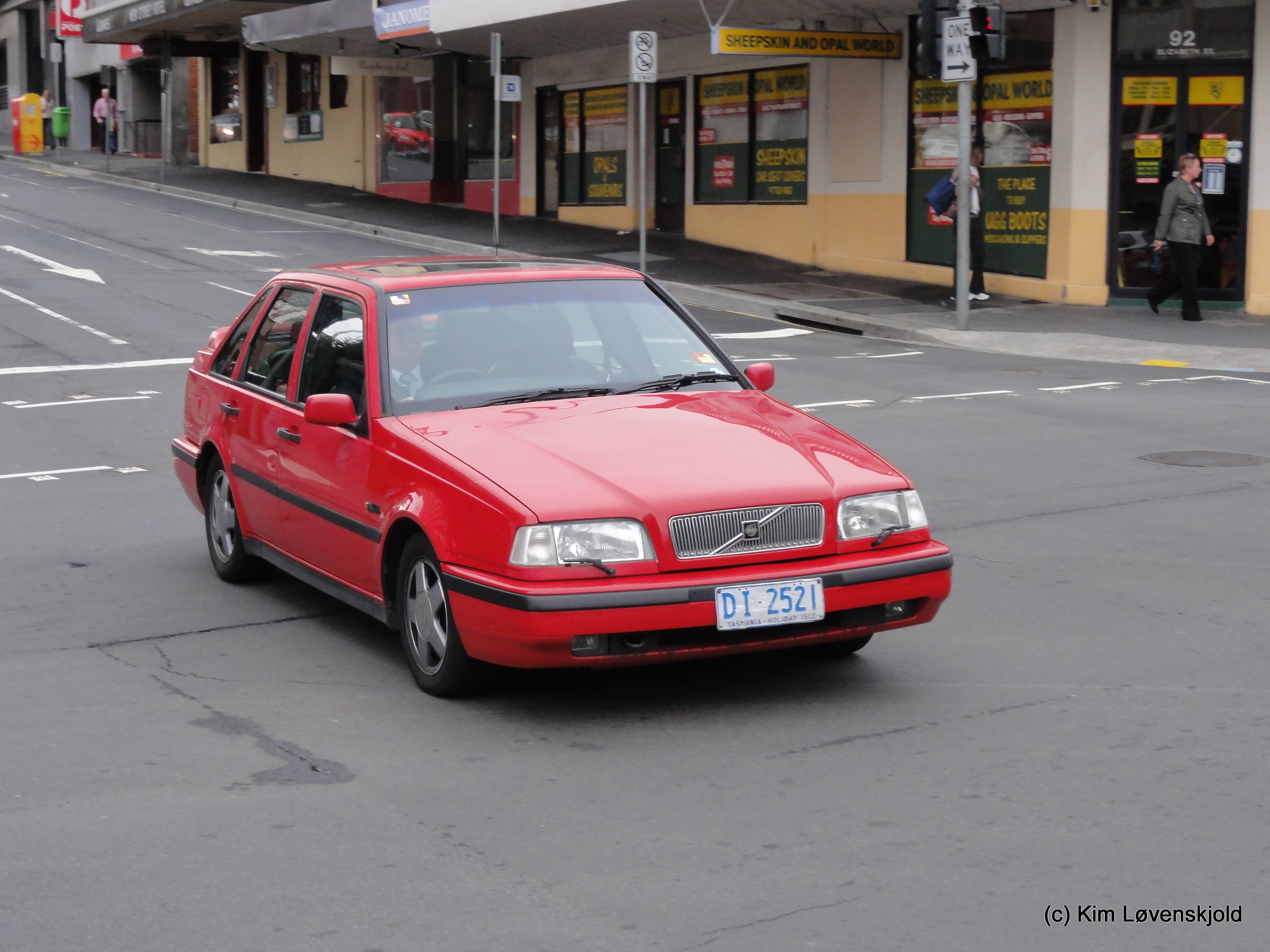 1994' Volvo 440