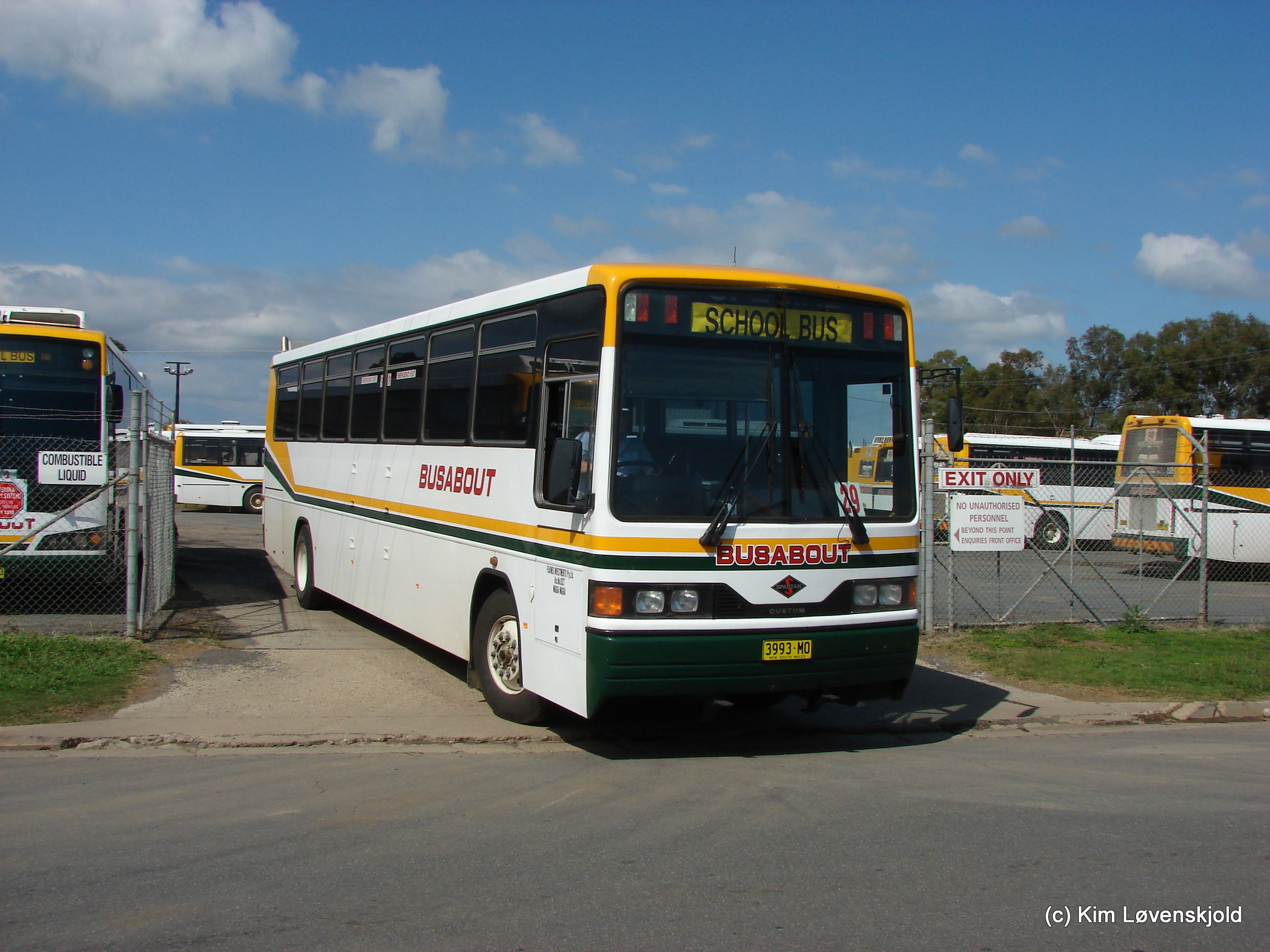 2001' Spartan TB275
