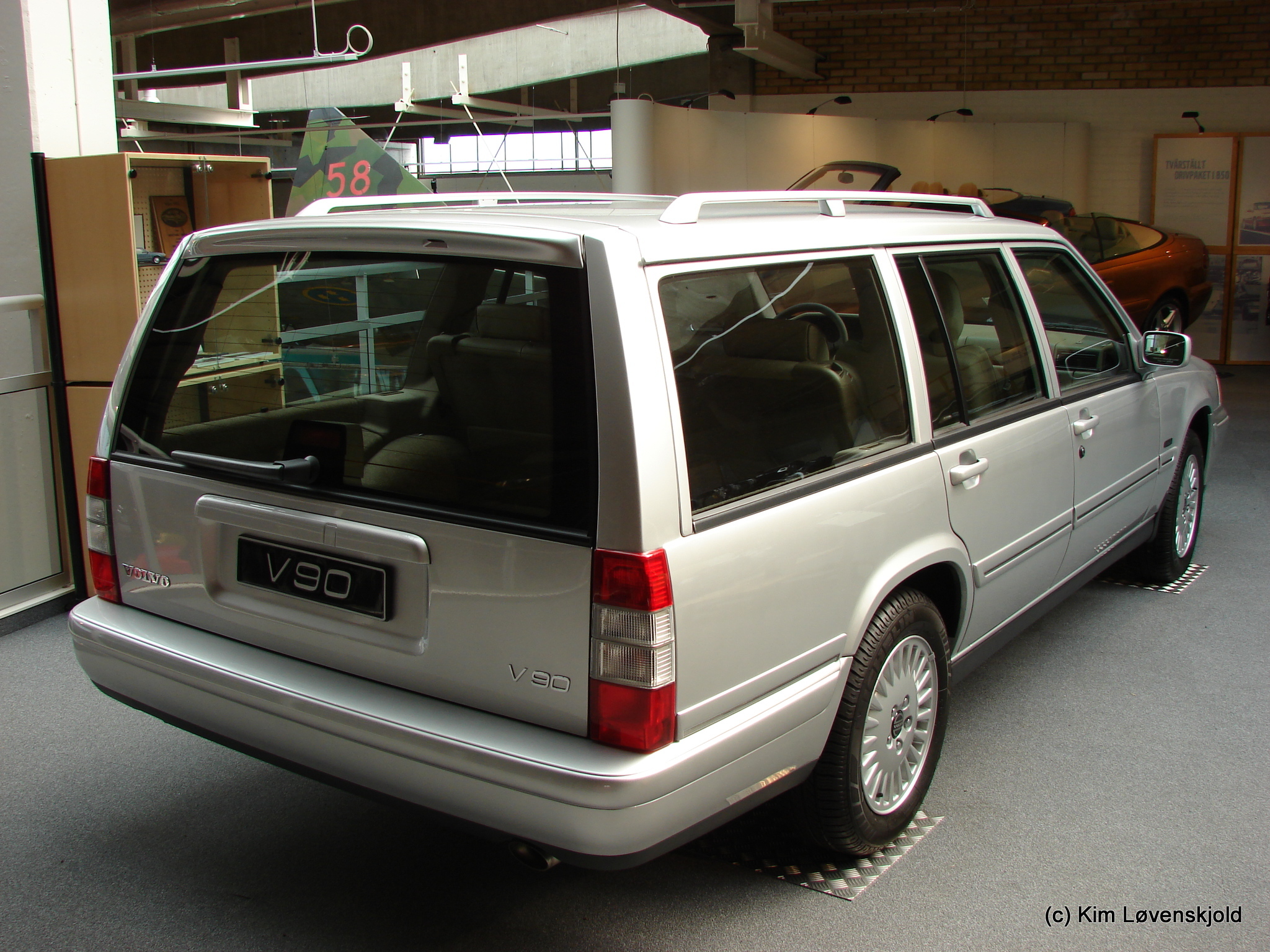 Volvo V90