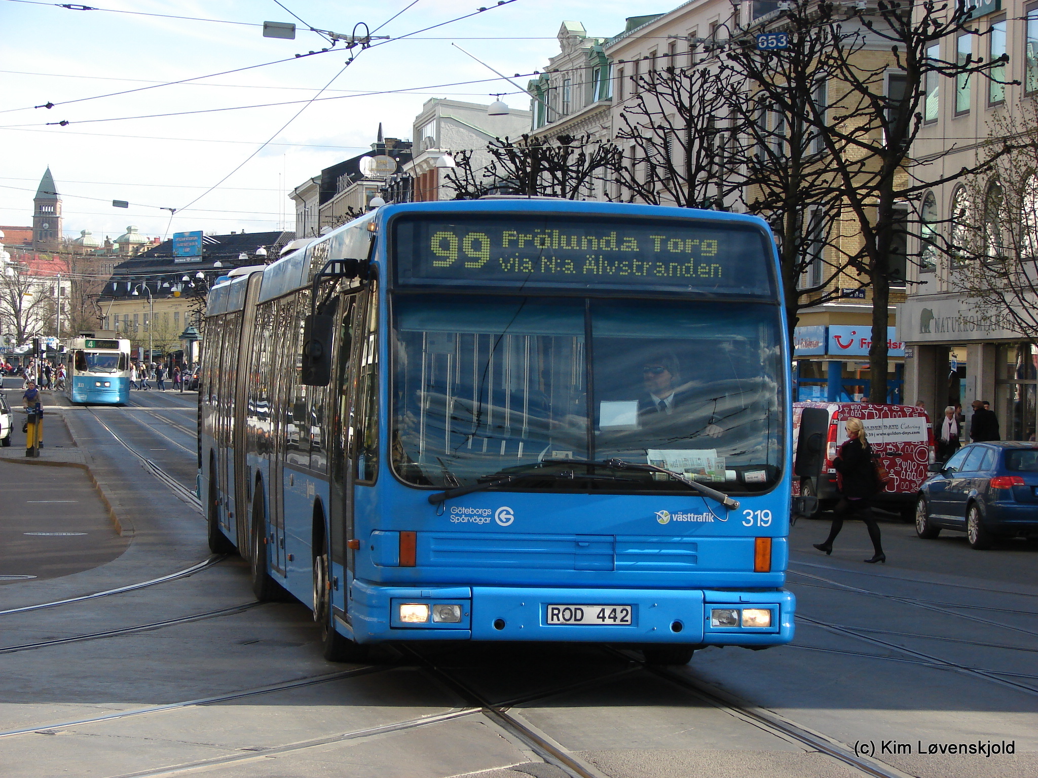 2000' Den Oudsten B93