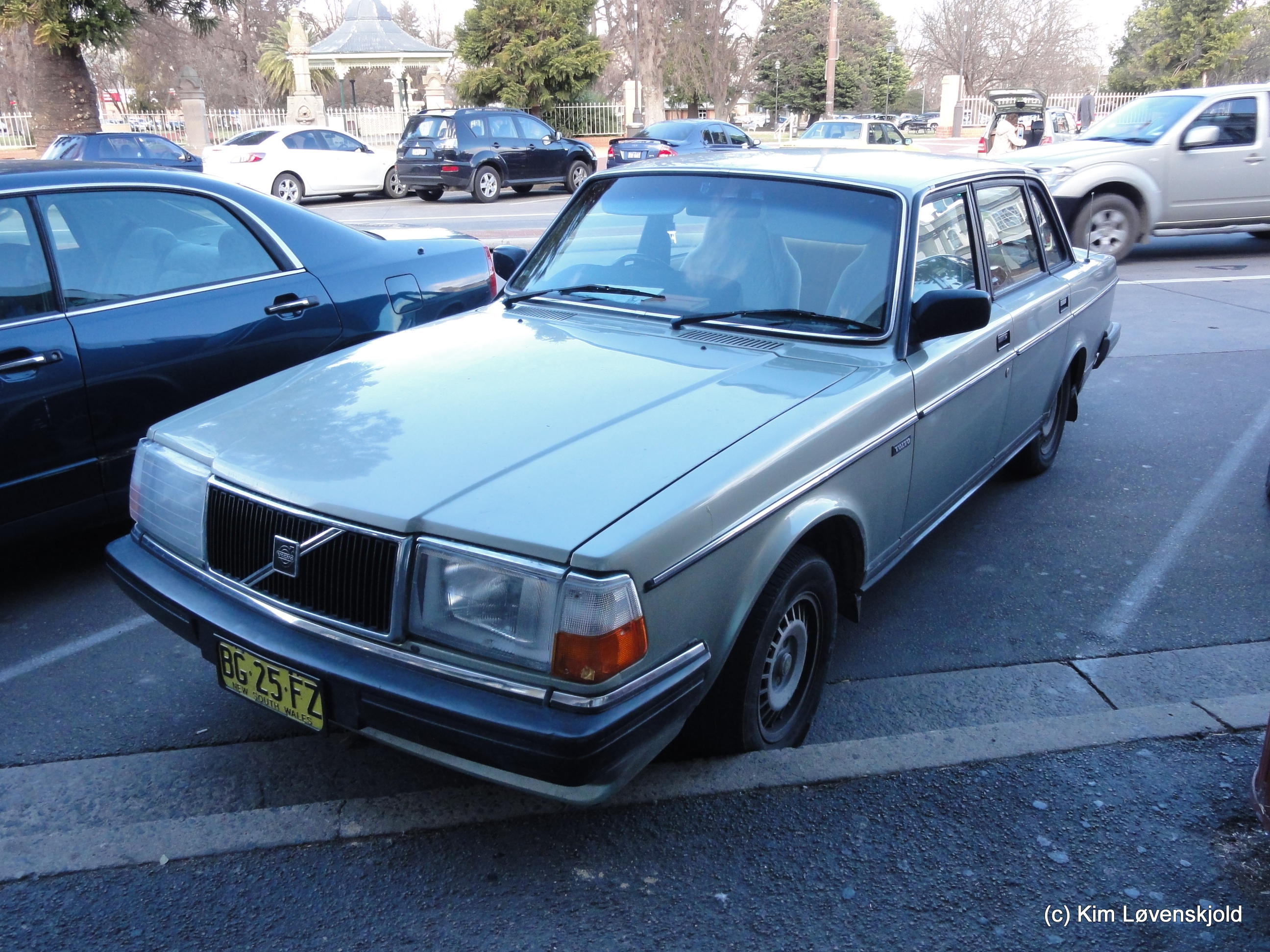 1986' Volvo 240 GL