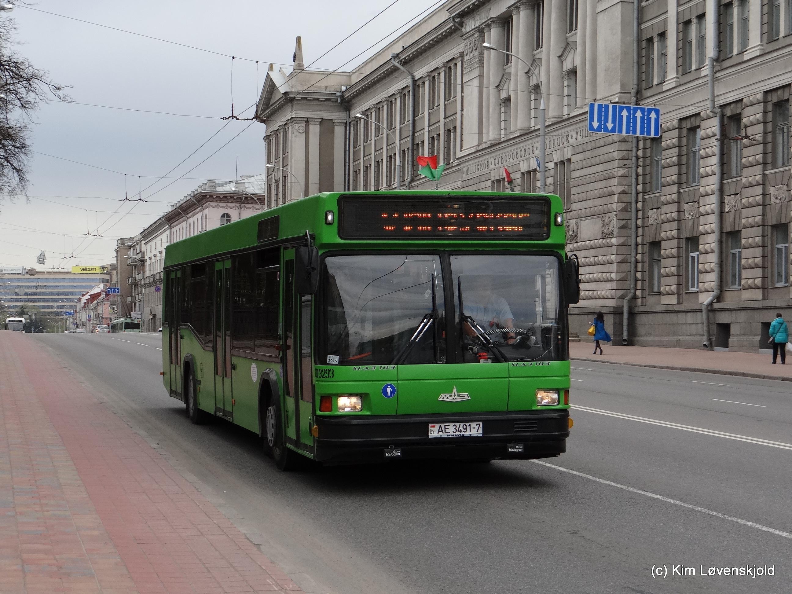MAZ 103