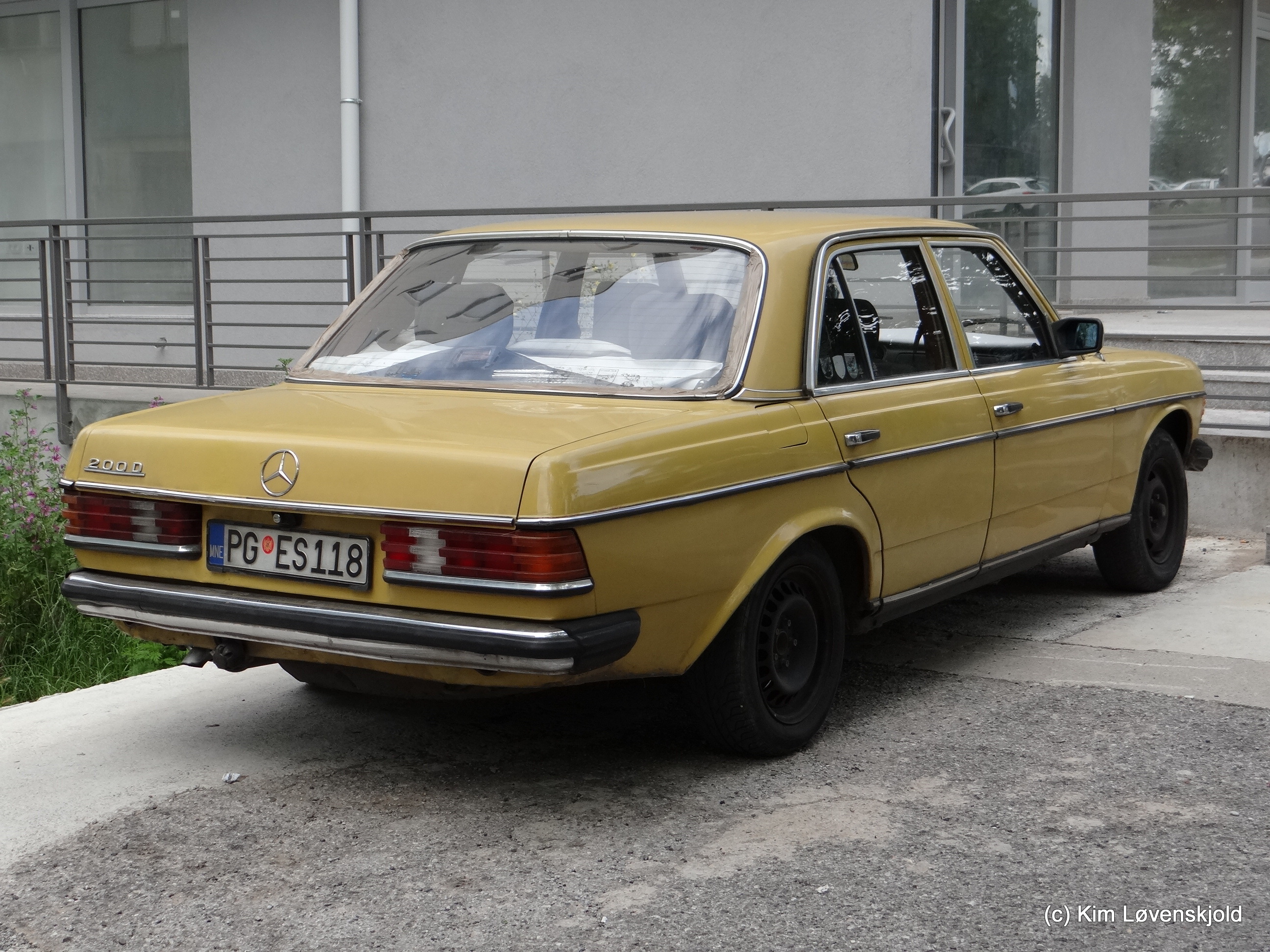 Mercedes 200D