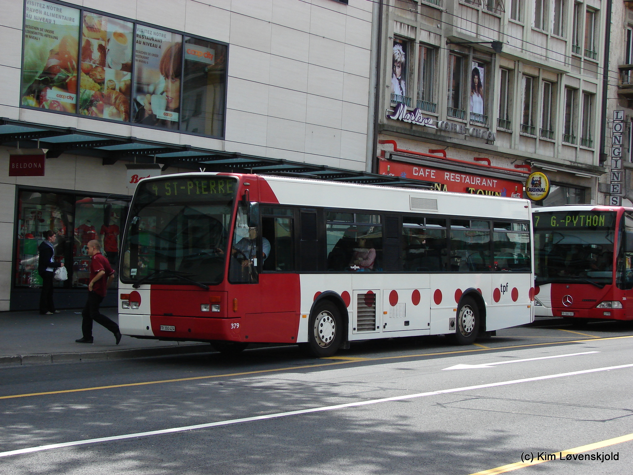 Van Hool A308